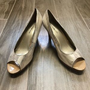 Bandolino open toe heels